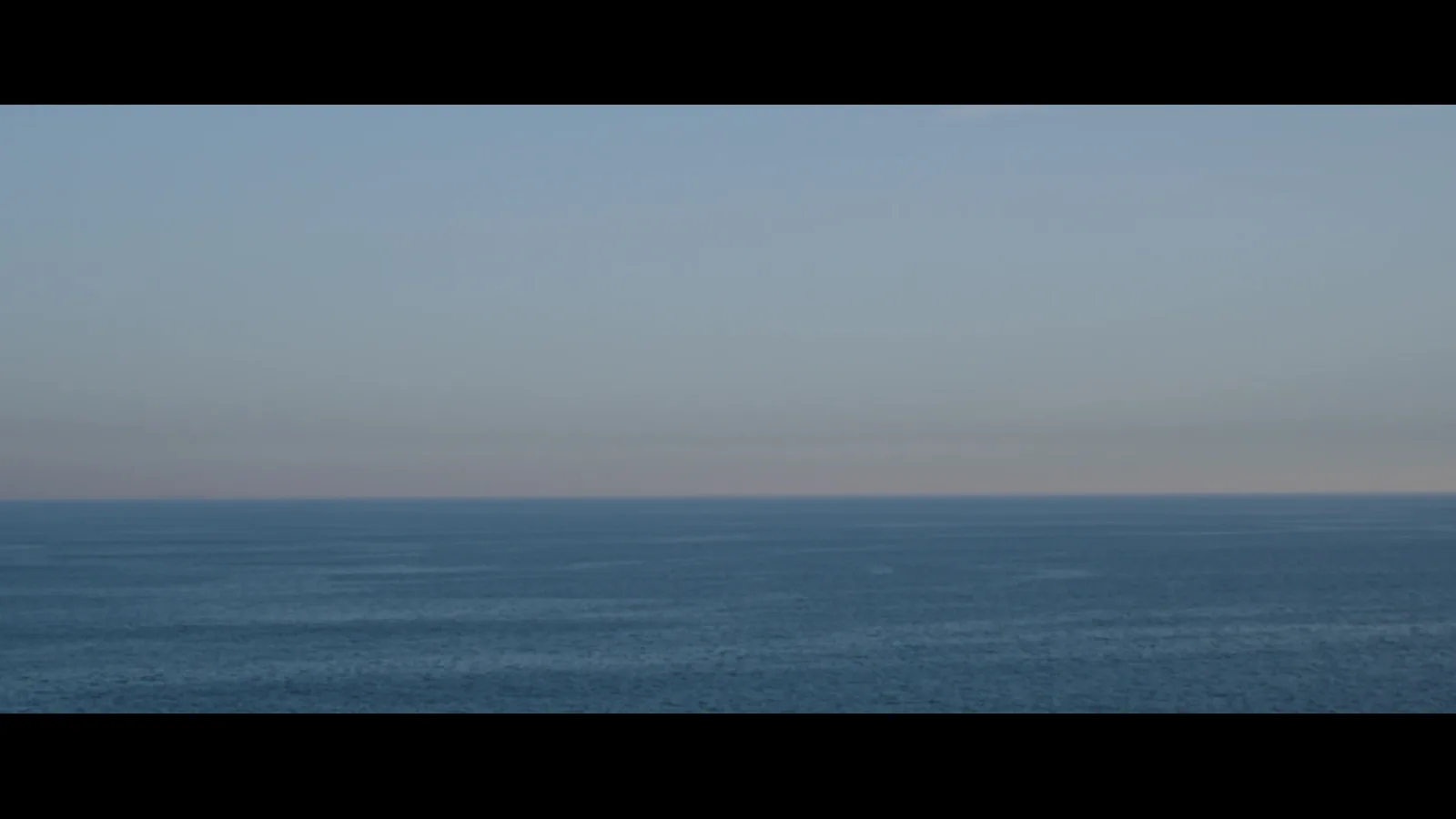 Moda praia no fashion film da coleção Verão 2019 da INTI Brand